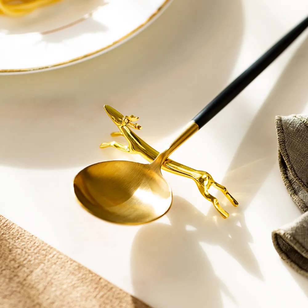 Animal-Shaped Utensil Holder