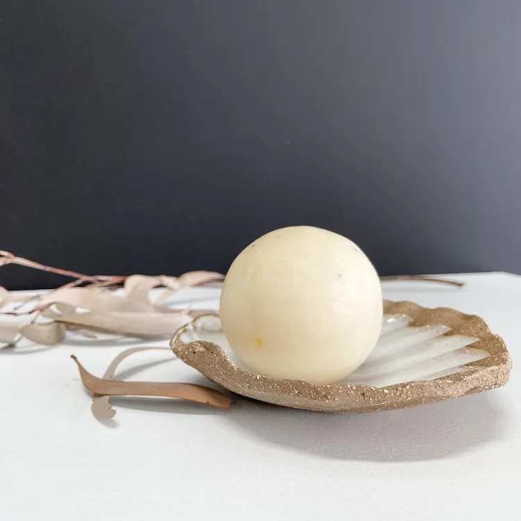 Handmade Ceramic Grit Shell Dish