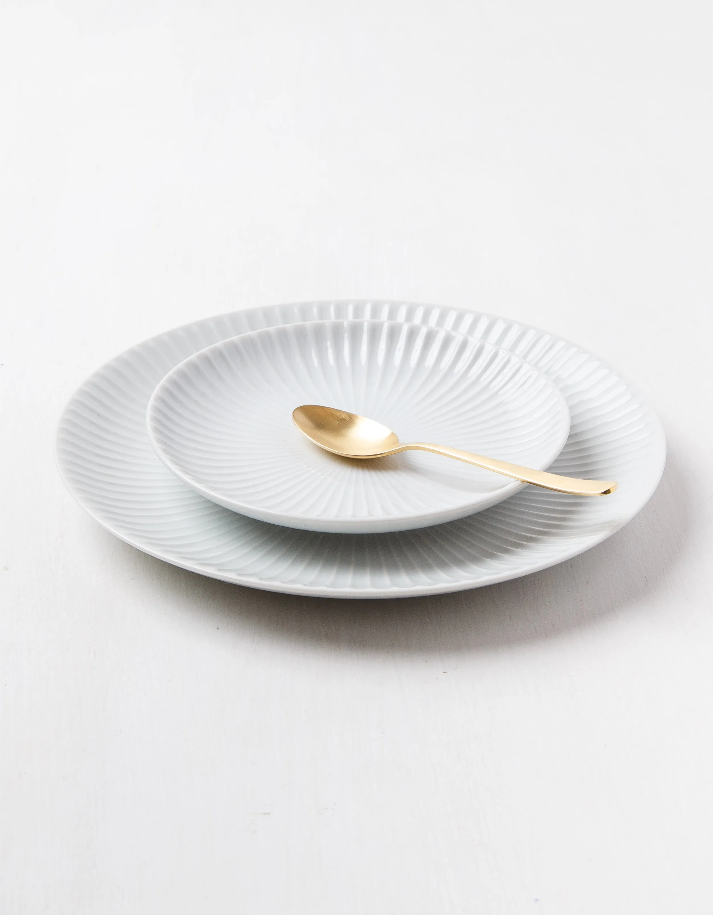 Japanese Porcelain Seashell Plates