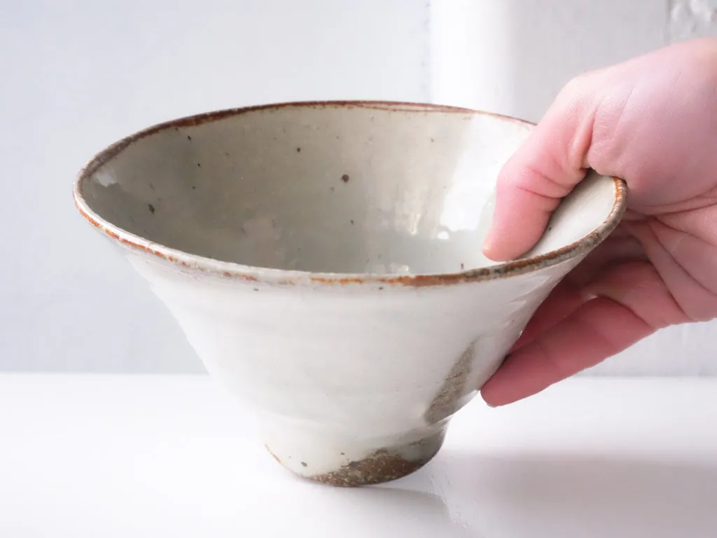 Kohiki Style Bowl by Kenji Tayama