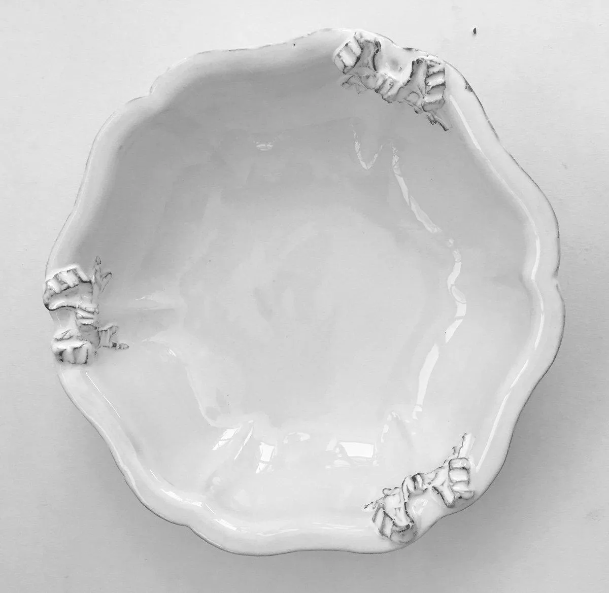 Marie-Antoinette ribbon salad bowl