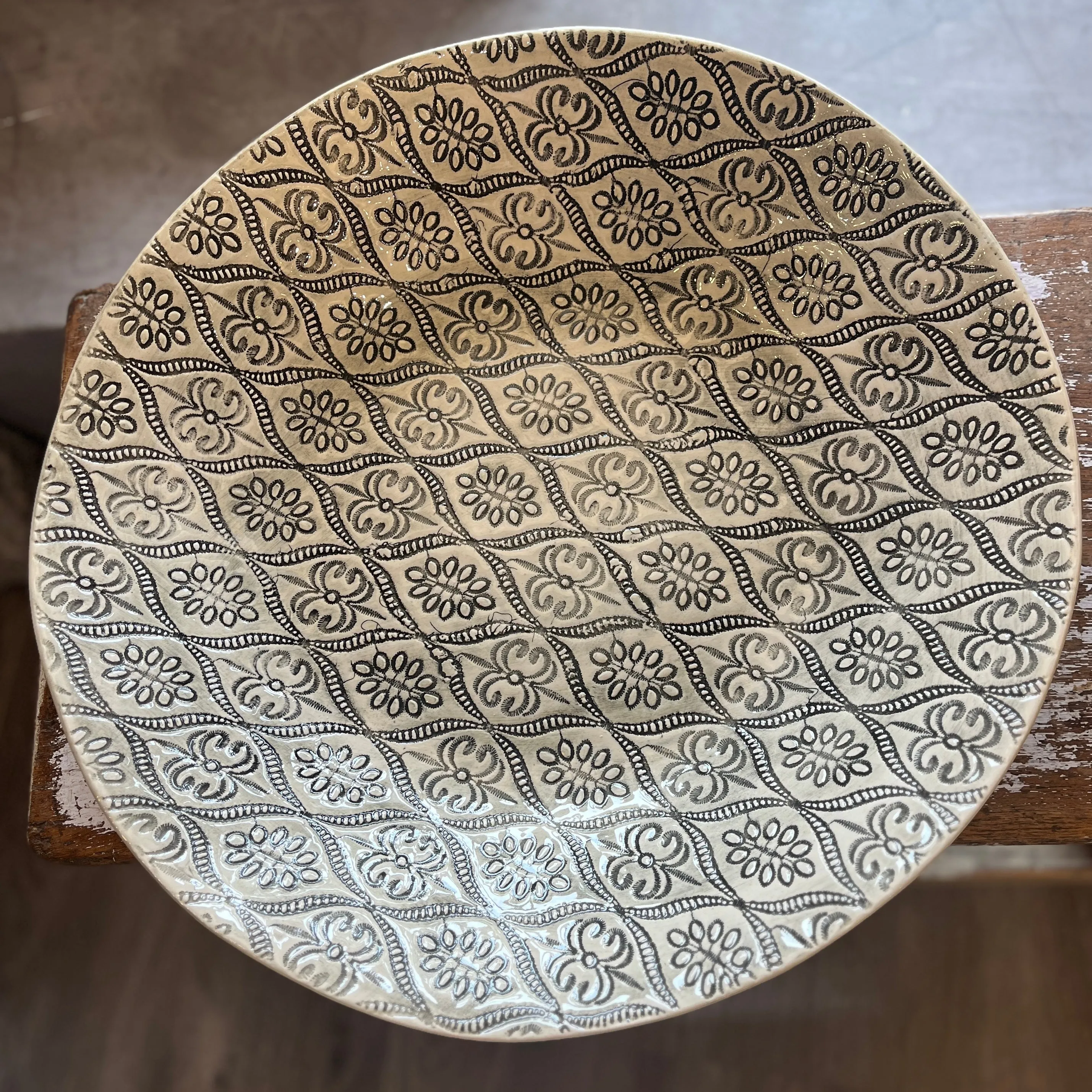 XL deep wide serving bowl